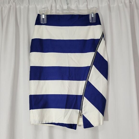 Express Asymmetrical Striped Pencil Skirt With Zipper - Picture 3 of 11
